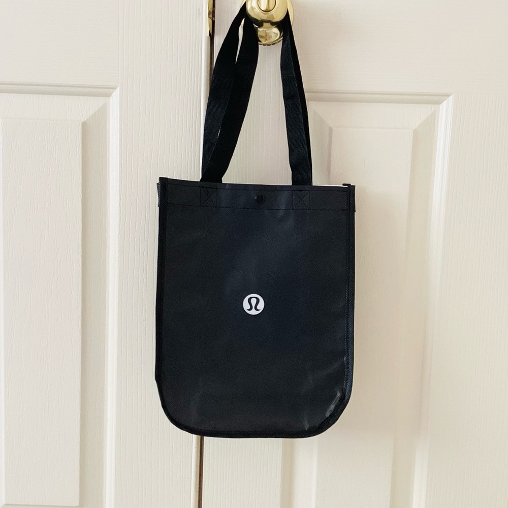 Lululemon Athletics Black/White Shopping Bag